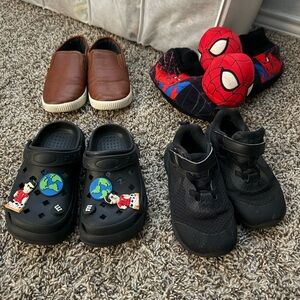 Nike Black Kids Slippers with Cartoon Accents